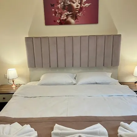 Floral Boutique Hotel 3*